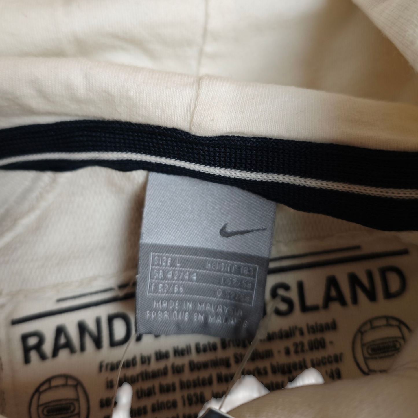 Nike Hoodie (L)